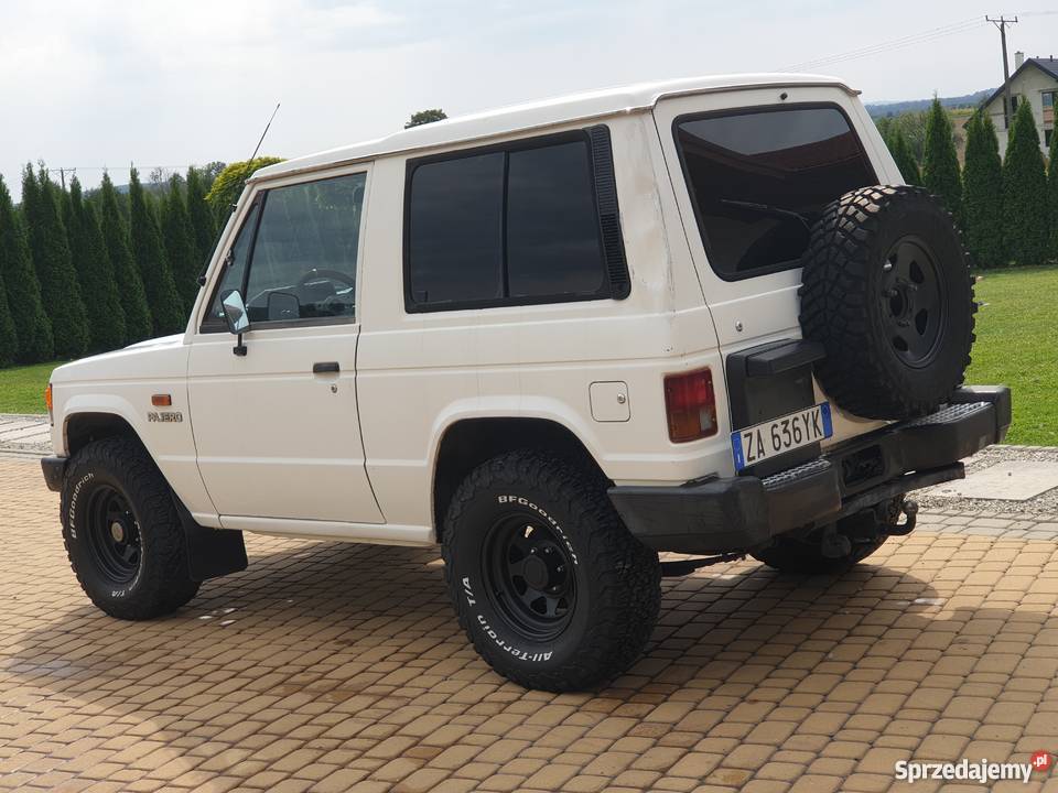 Mitsubishi pajero I 1988r 25 Diesel 152 bez 2500cm3 Humniska