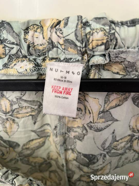 ładne Spodnie w kwiaty L Moda i Styl Gdańsk