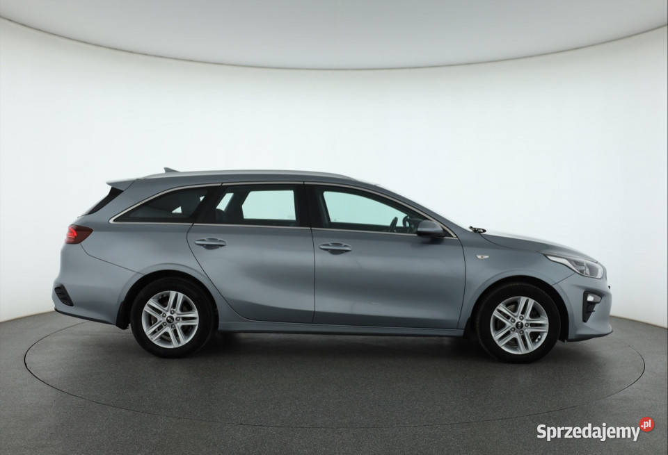 Kia Ceed 16 CRDi MHEV manualna Piaseczno