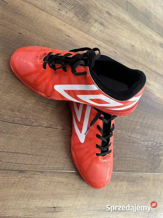Buty halówki Umbro 385 buty do piłki nożnej Wyszków