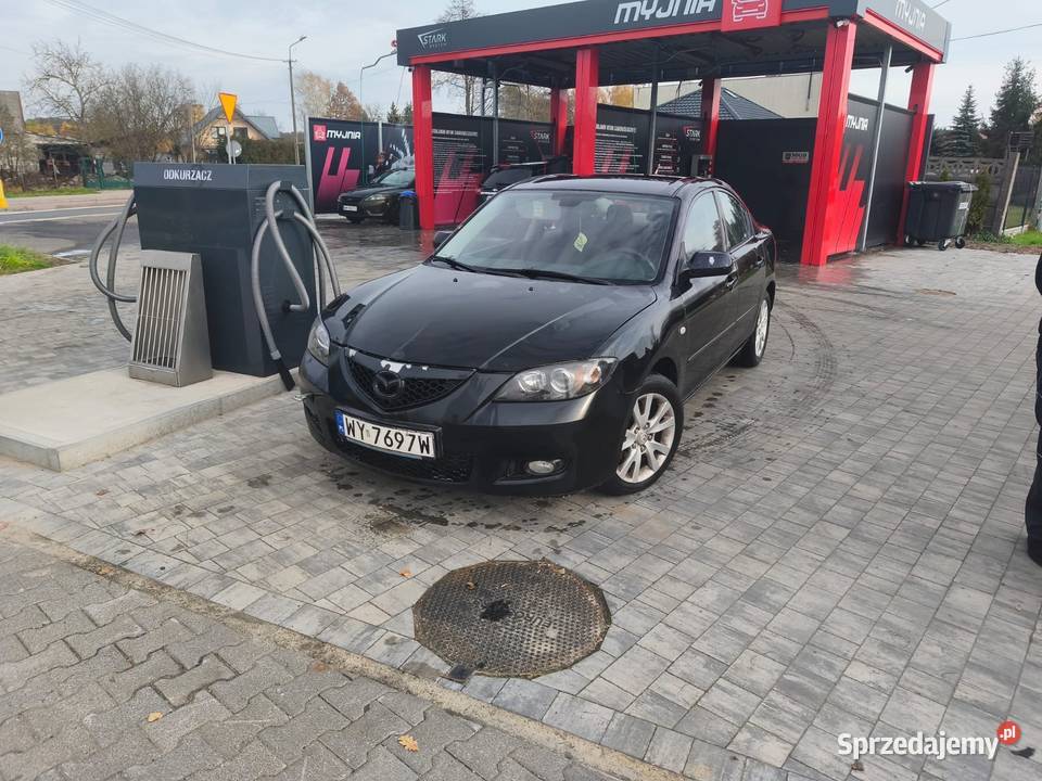 Mazda 3 uszkodzona
