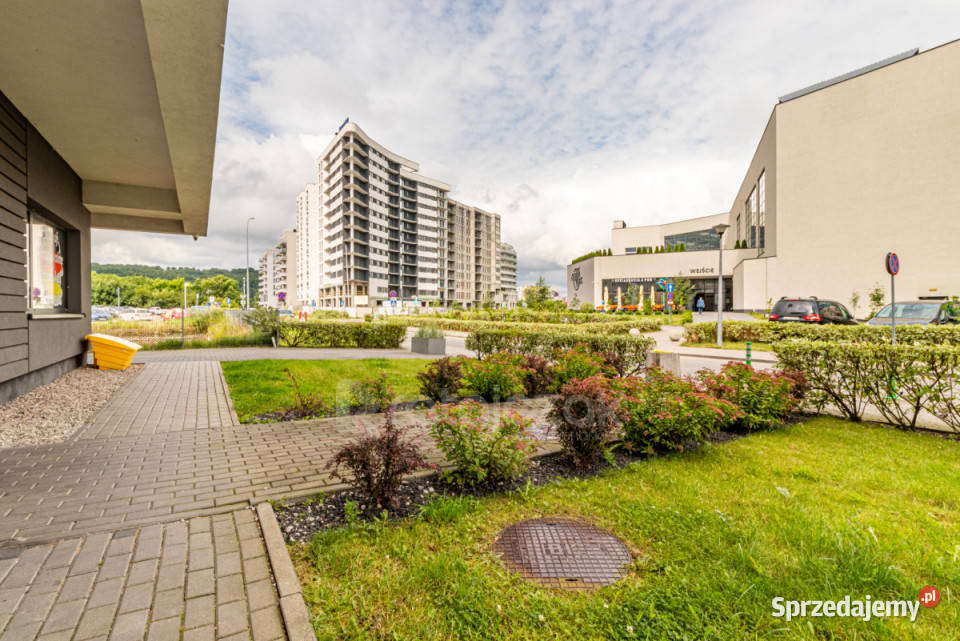 Lokal 475m Reda sprzedam