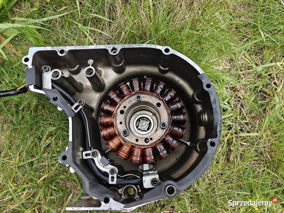 dekiel pokrywa alternatora silnik suzuki vl 800 sprzedam