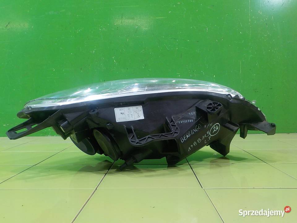BERLINGO II III 16 HDI 10r lampa lewa przod Suków