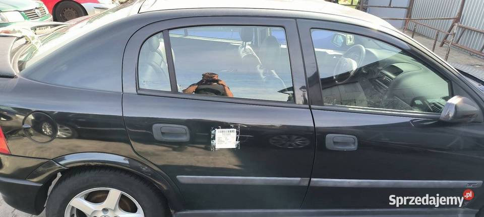 DRZWI PRAWE TYŁ OPEL ASTRA G Z298 Lipno