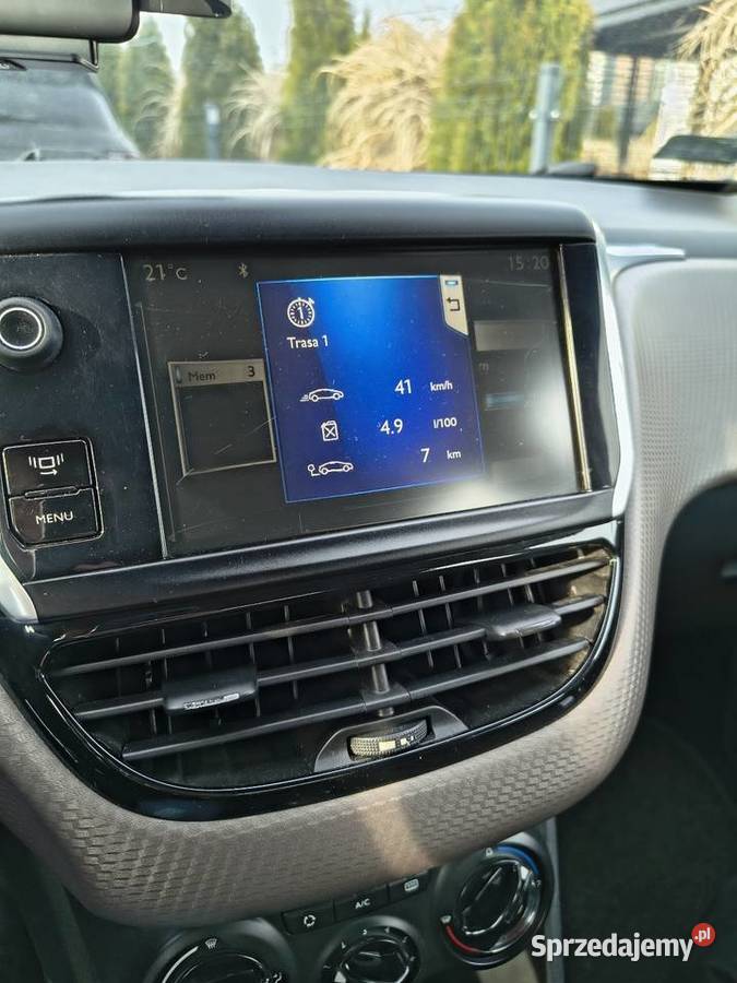 Peugeot 2008 12 benzyna 2013r Historia CEPiK Zbąszyń sprzedam