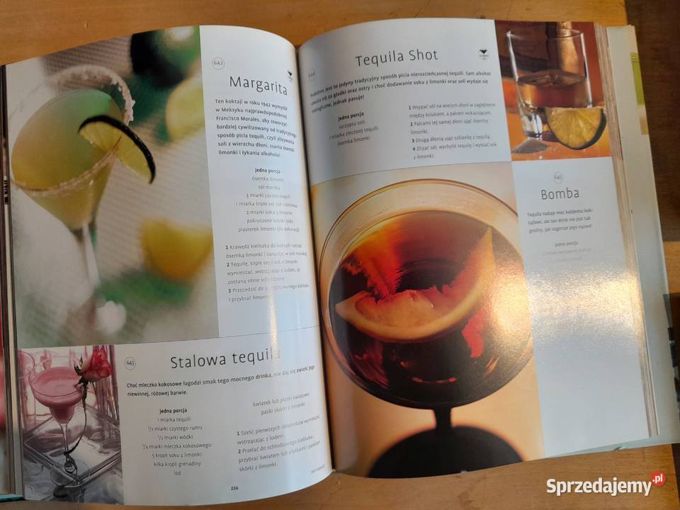 Książka 1001 koktajli wydanie 2013 używana Książki i Podręczniki Dąbrowa Górnicza