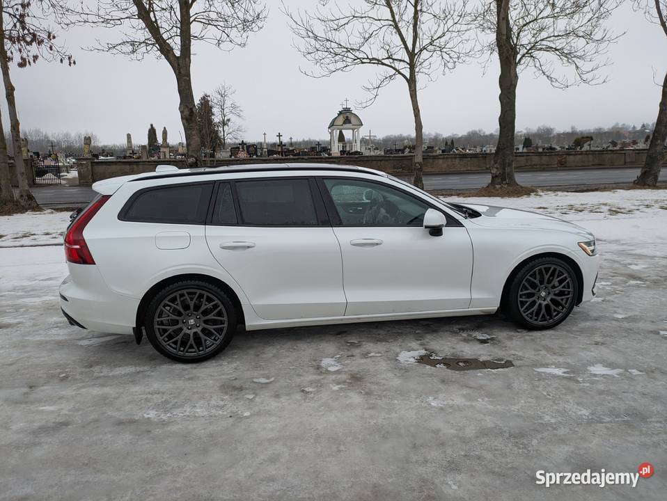 Volvo V60 T5 2020 stan elektryczne lusterka sprzedam