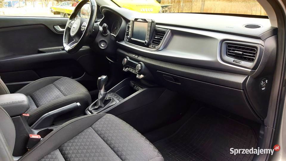 Kia Rio IV 10 TGDi ledy kamera radar niski centralny zamek Warszawa sprzedam