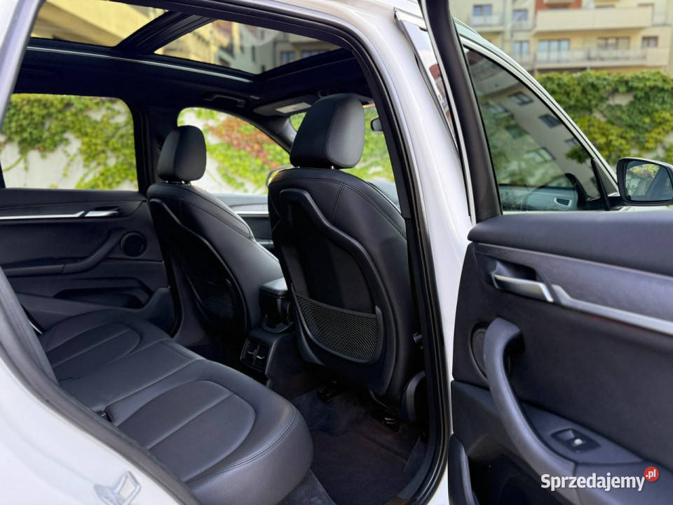 BMW X1 Xdrive 20 Xline II F48 2015 biały Tarnowskie Góry sprzedam