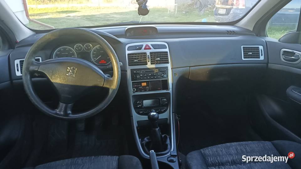 Peugeot 307 lekko uszkodzony blacharsko Tuszyma