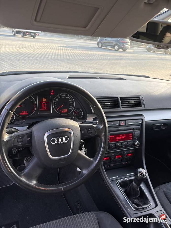 Audi a4 b7 20 benzyna 2008