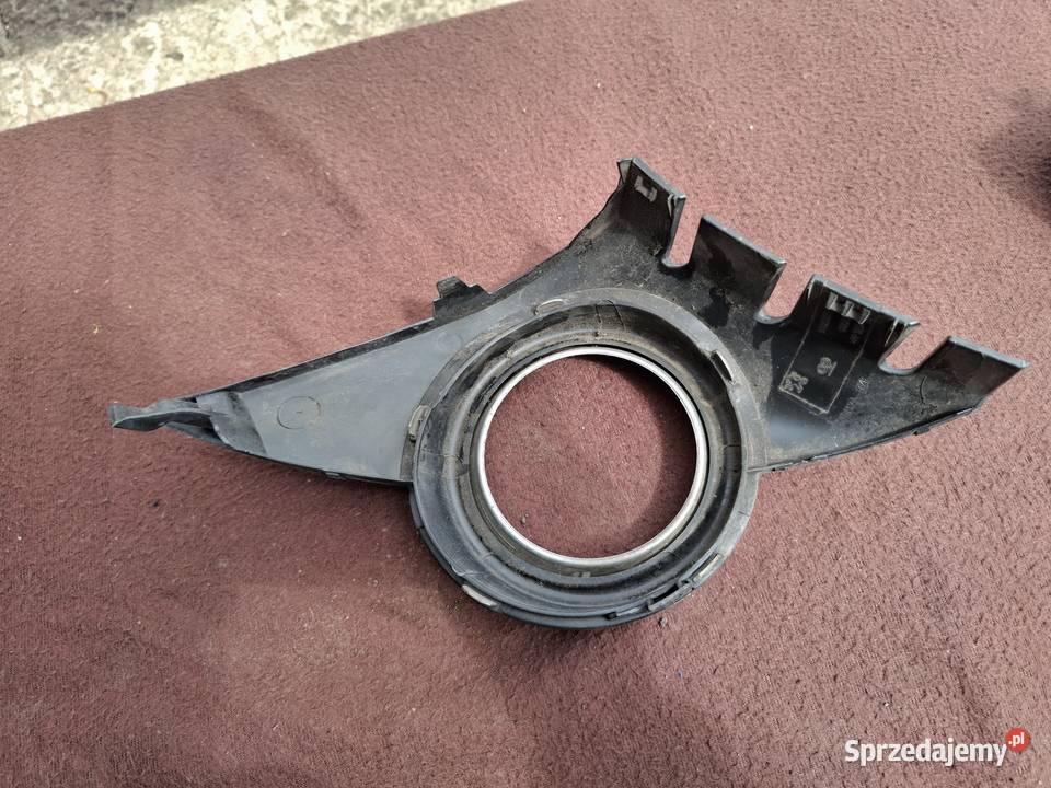 Sprzedam osłonę halogenu lewego peugeot 207 Motoryzacja Sierpc