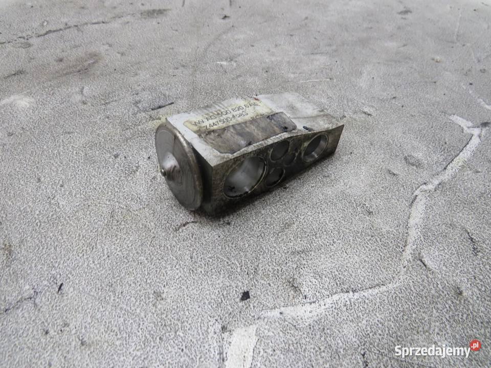 ZAWÓR ROZPRĘŻNY KLIMATYZACJI PASSAT B8