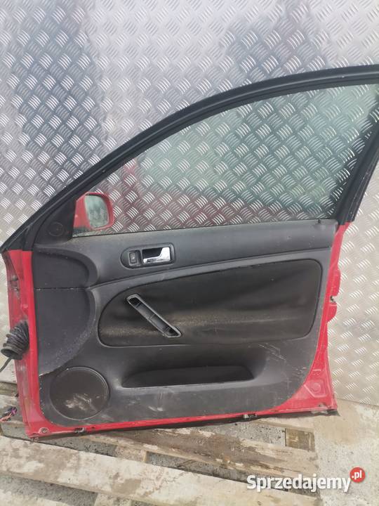 Drzwi Prawy Przód Volkswagen Passat b5 Pozostałe Pogorzelec