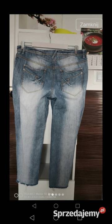 Damskie spodnie z dziurami Moszczenica