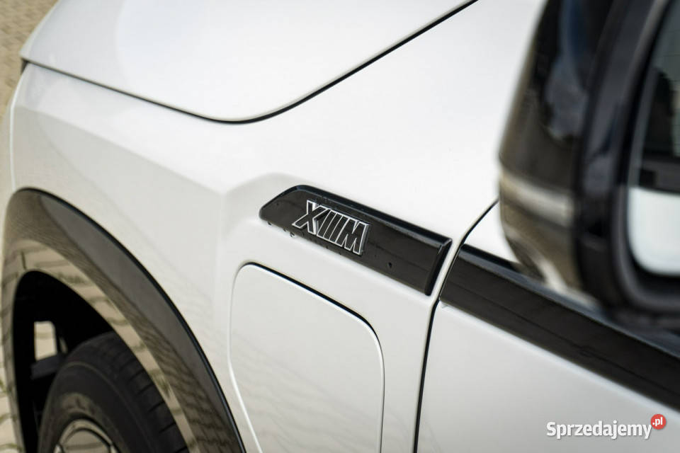 BMW XM XM 50e Dostępny ręki G09 2022 asystent pasa ruchu Łódź