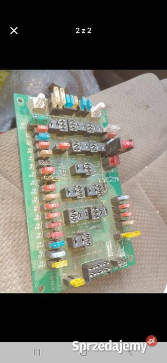 Skrzynka bezpiecznikow claas celtis456 rx Rolnictwo lubelskie Ryki