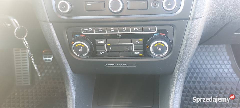 Dynamiczny GOLF 2012 r 16 diesel grzane fotele