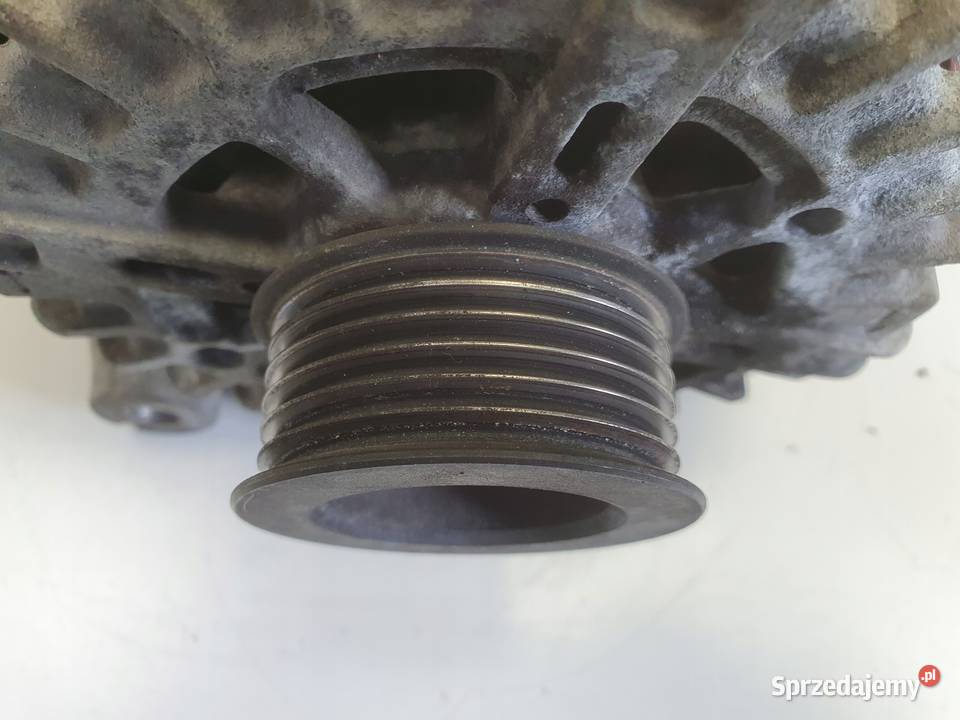 BMW E87 E90 20 D ALTERNATOR valeo 7802261 AL03 Janów