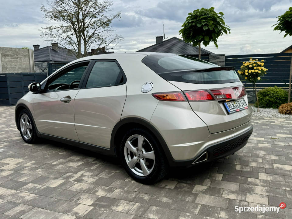 Honda Civic Civic UFO 18 Uwaga 94 Serwis ASO lakier metallic Szerominek