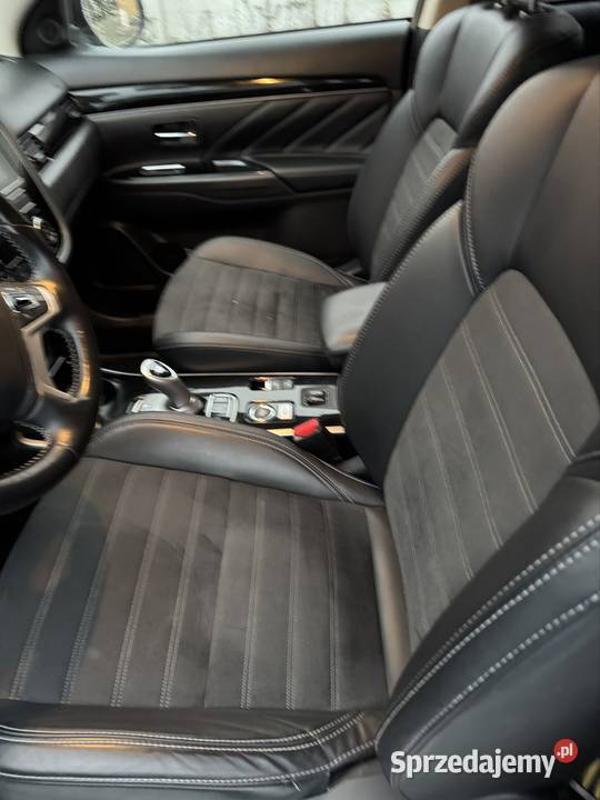 Mitsubishi Outlander PHEV 2019 SUV Outlander Skarżysko-Kamienna