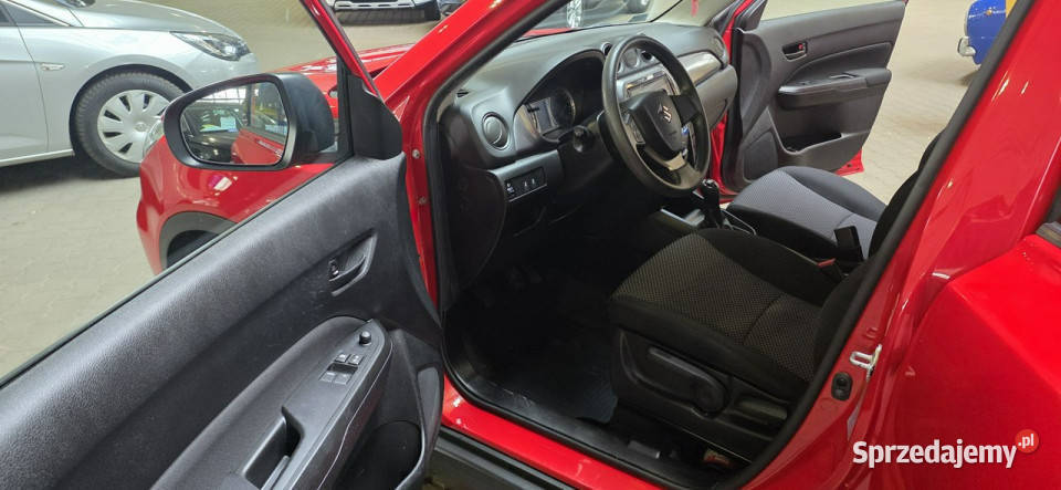 Suzuki Vitara OPIS W podanej roczna gwarancja