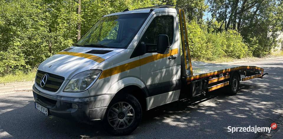 Auto laweta Pomoc drogowa holowanie wynajem świętokrzyskie Pińczów