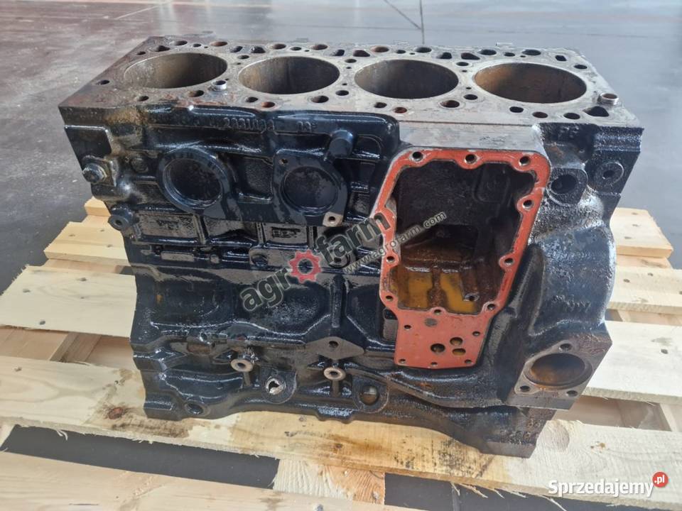 Blok silnika Holland T5060 TL90A T4050 Byków sprzedam