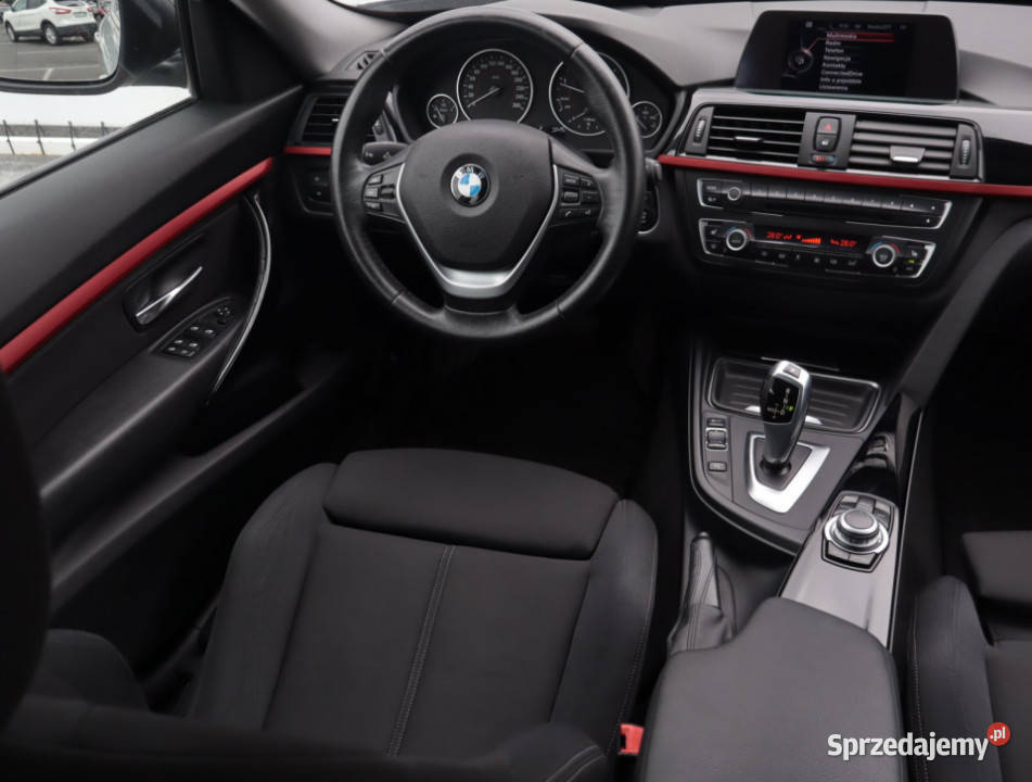 BMW 3GT 318d GT światła przeciwmgielne Motoryzacja Lublin