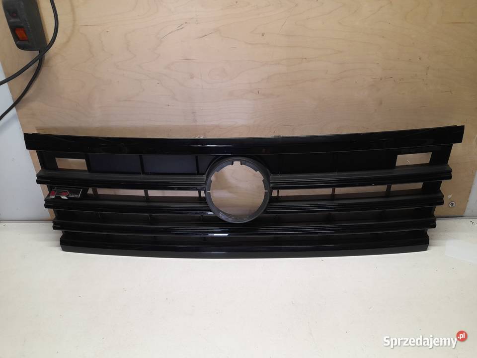 GRILL ATRAPA VW TOUAREG III 2018 R LINE