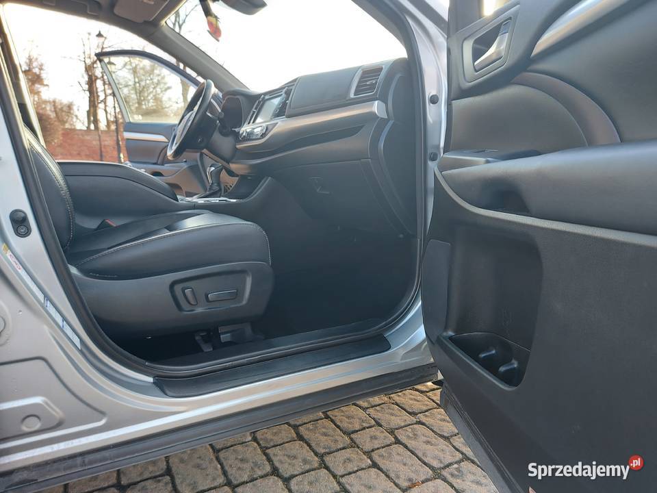 Toyota Highlander Nowa Instalacja Gazowa nieuszkodzony sprzedam