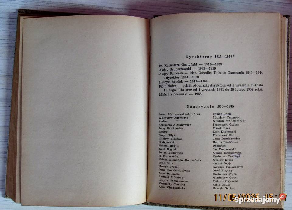 Księga pamiątkowa 50 lecia gimnazjum i liceum Rok wydania 1967 Bychawka Trzecia