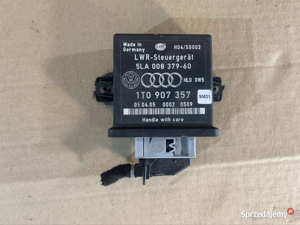 1T0907357 moduł sterownik świateł Skoda octavia osobowe Części samochodowe Szczecin