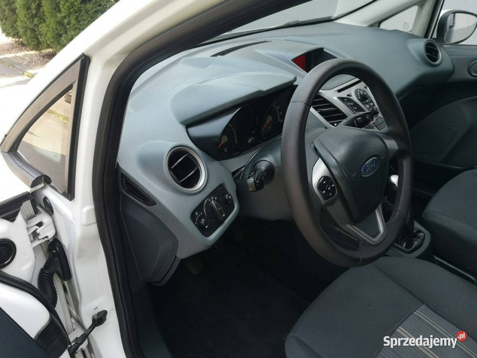 Ford Fiesta 16 TDCI 75 Klima ALU 16 Isofix garażowany Strzegom