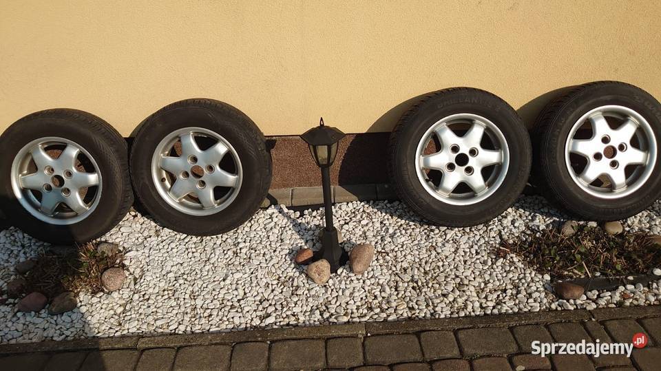 Felgi 4 x 100 13 z oponami Barumi Nokian Letnie Hażlach