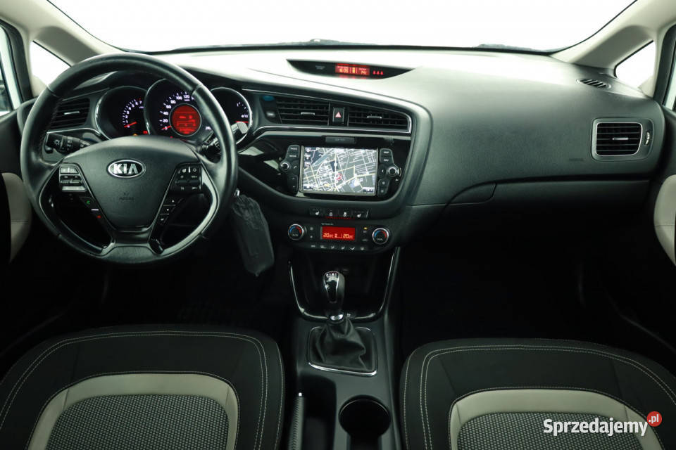 Kia Ceed 16 i radio Piaseczno