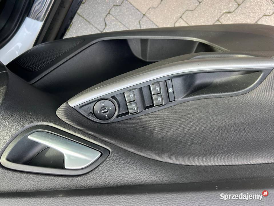 Ford Focus 10 Champion Edition relingi dachowe opolskie Opole