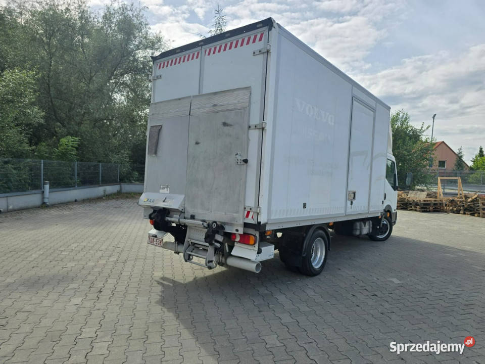 Nissan Cabstar 30 DCI 150 Kontener dł 420 Rok produkcji 2008