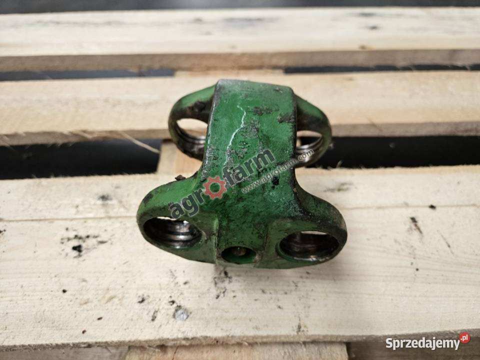 Łącznik połosi FWD John Deere 6320 6420 Byków