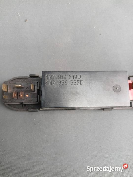 AUDI TT 8N CABRIO PRZEŁĄCZNIK DACHU WIATROŁAP Biała Podlaska