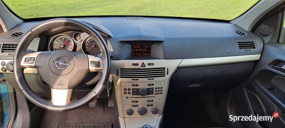 Opel Astra H 16 16V benzyna ABS