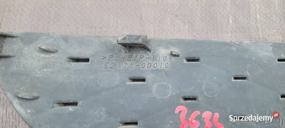 TOYOTA YARIS I LIFT KRATKA ZAŚLEPKA HALOGENU osobowe