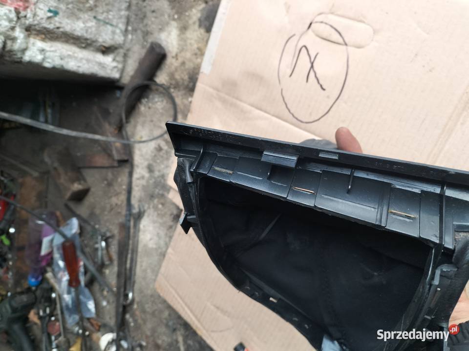 MIESZEK POKRWIEC NA LEWAREK BIEGÓW MONDEO MK2