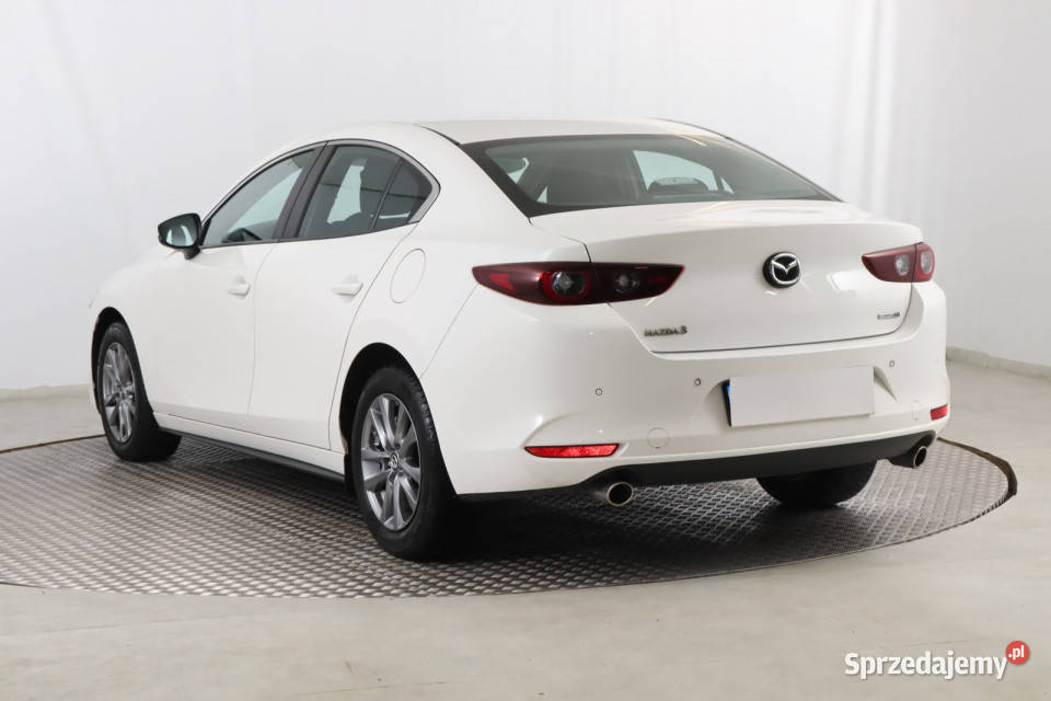 Mazda 3 20 SkyactivG radio