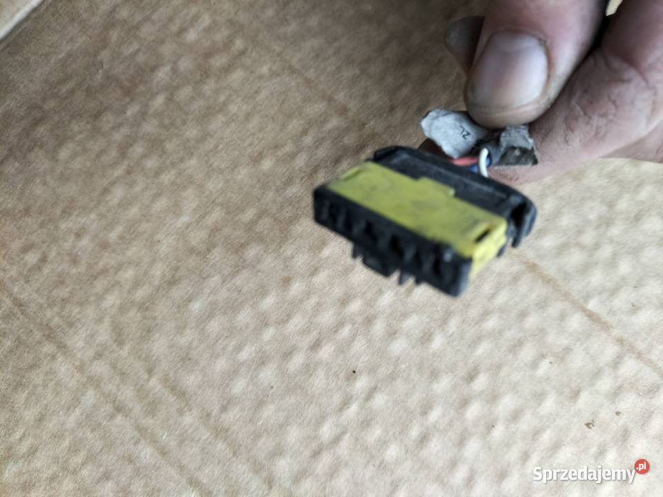 MANETKA PRZEŁĄCZNIK RADIA Peugeot 406 PA66GF30 Kamień-Kolonia sprzedam