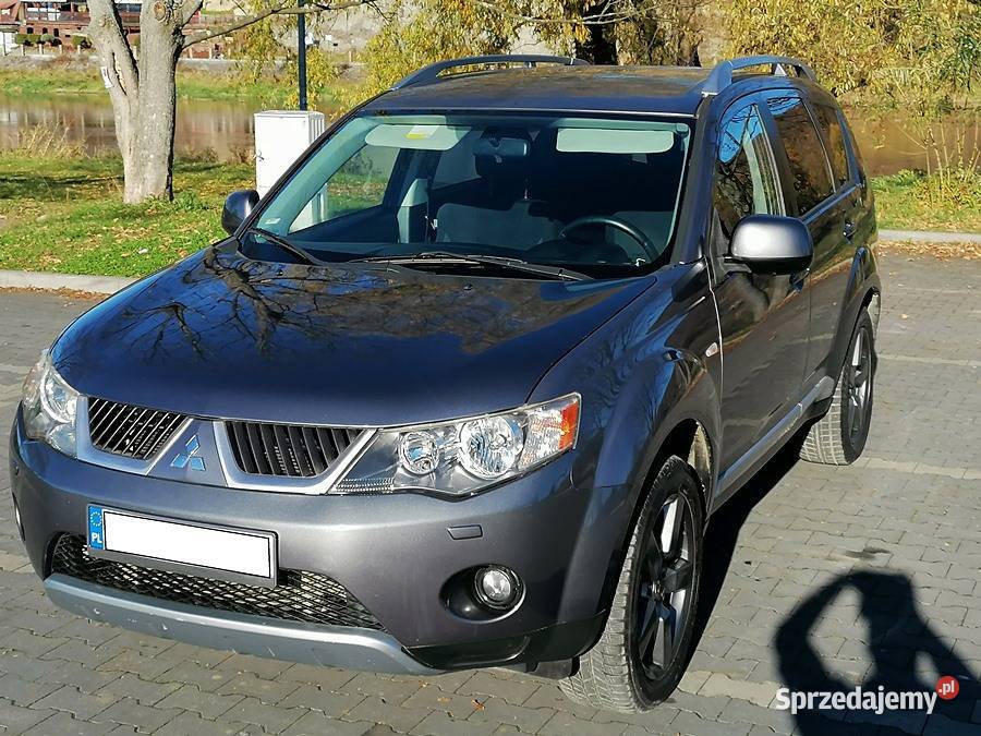 Mitsubishi Outlander II 7 osobowa 4x4 2008 Sanok sprzedam