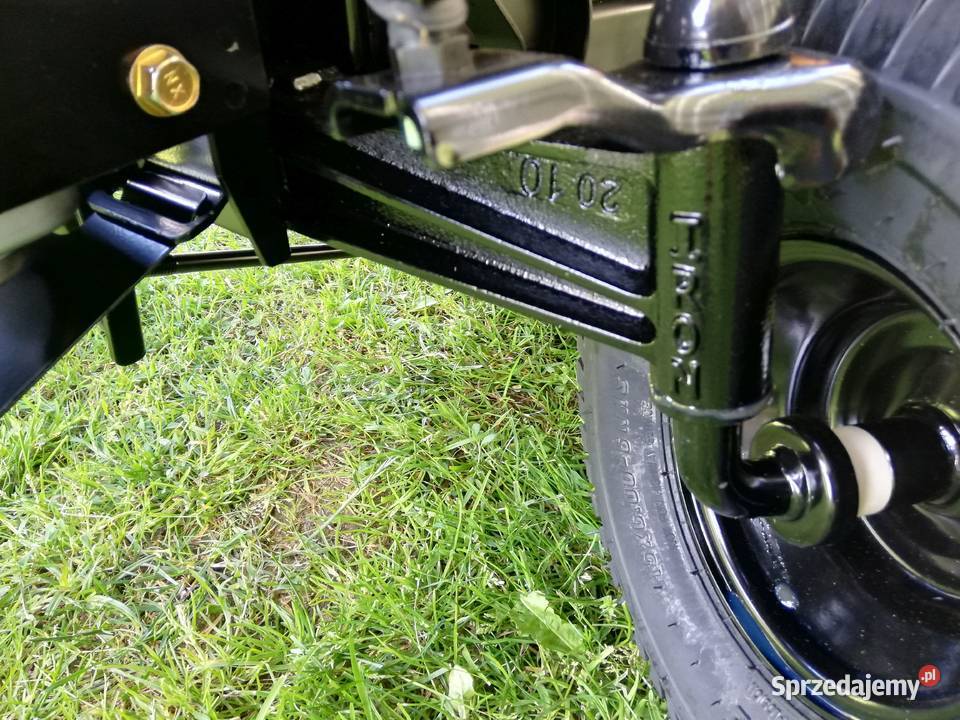 Traktor ogrodowy kosiarka samojezdna Cub Cadet Kobiele Wielkie