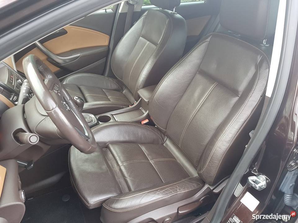 Opel Astra J 14 Turbo COMSO ksenon skóra Kombi