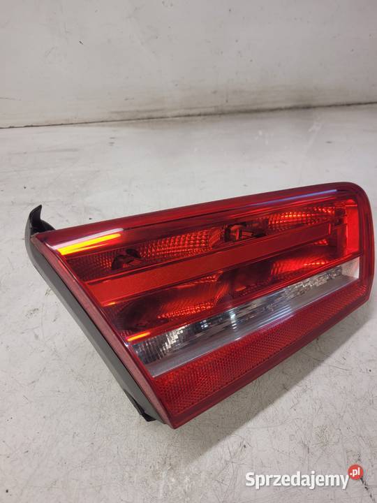 LAMPA LEWY TYŁ W KLAPĘ AUDI A6 C7 SEDAN Przystajń